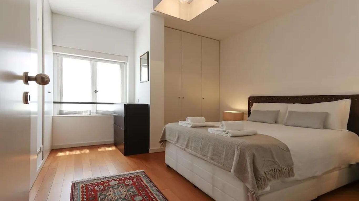 Downtown Chiado by Homing