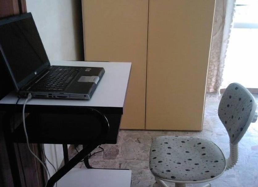 Comodidade do quarto Foto