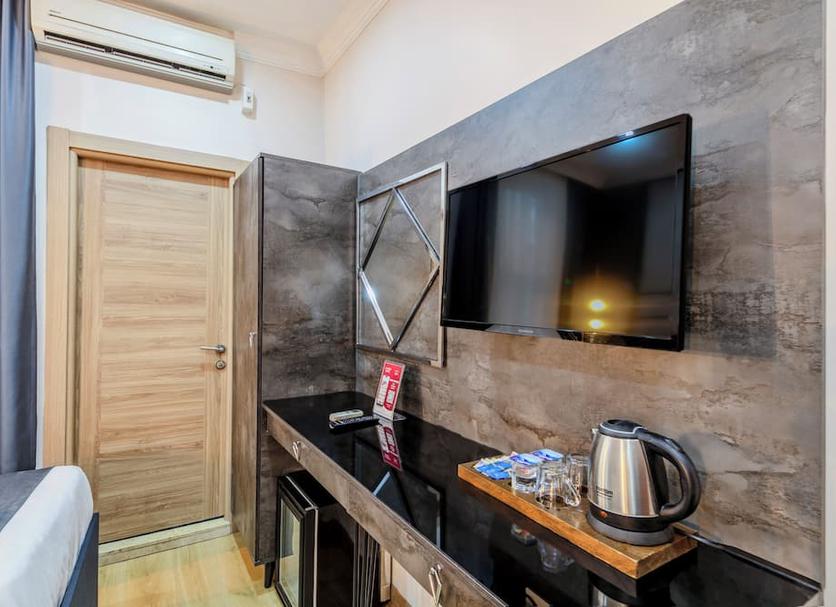 Comodidade do quarto Foto