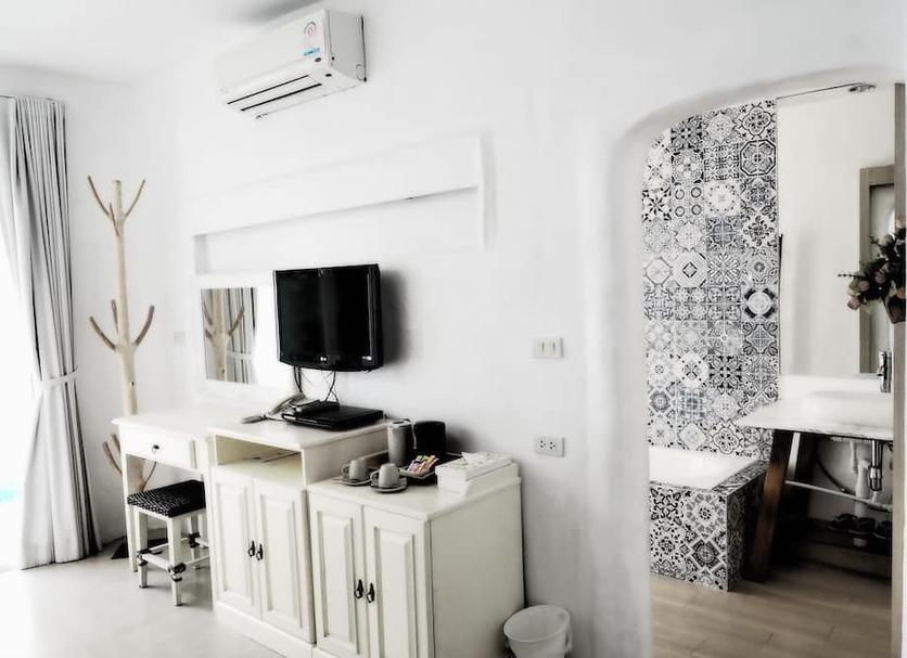 Comodidade do quarto Foto