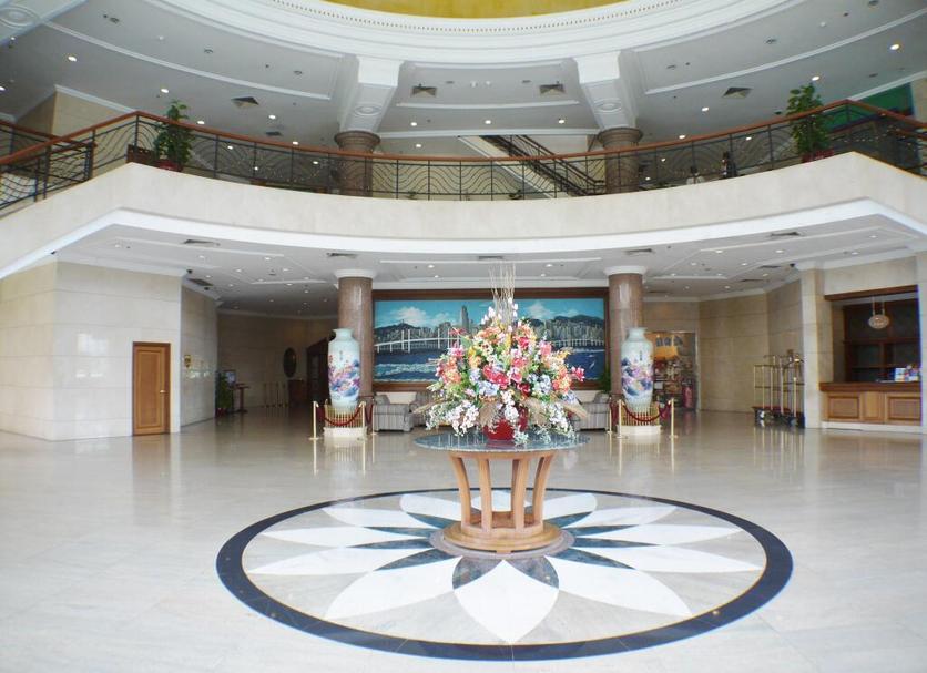 Hall Foto