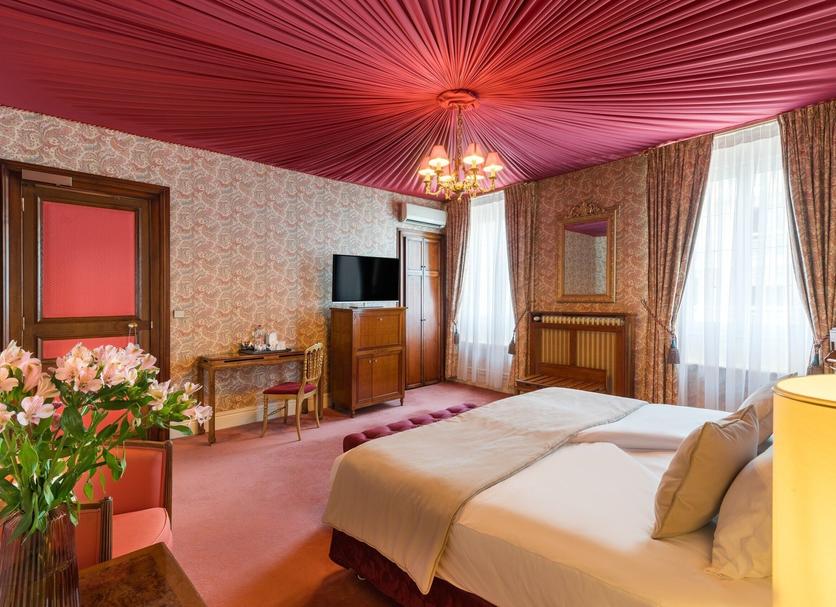 Quarto Foto