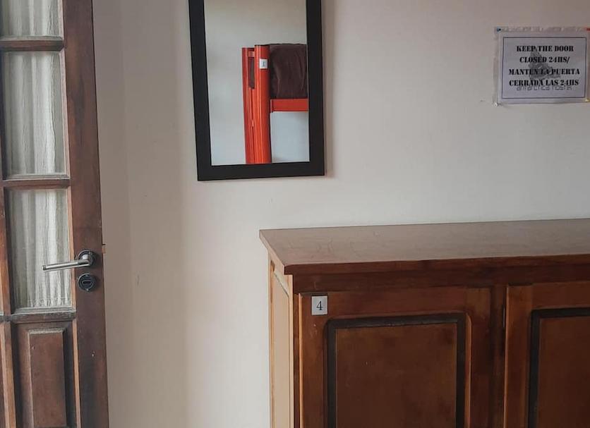 Comodidade do quarto Foto