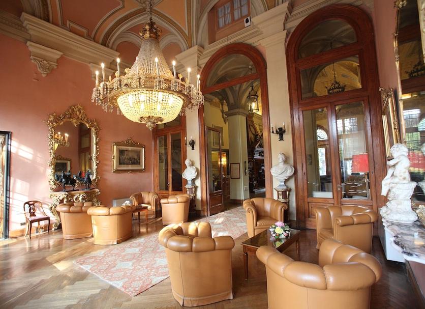 Hall Foto