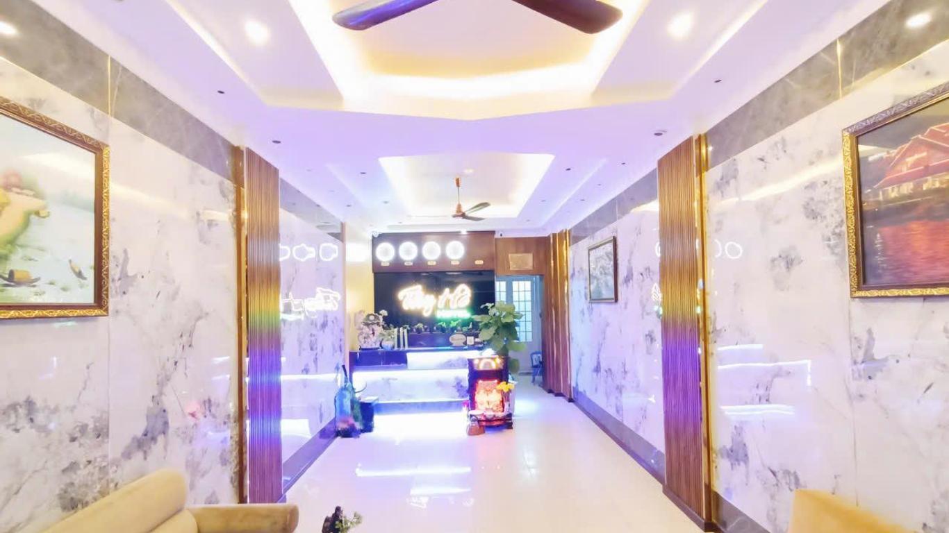 Tay Ho Hotel