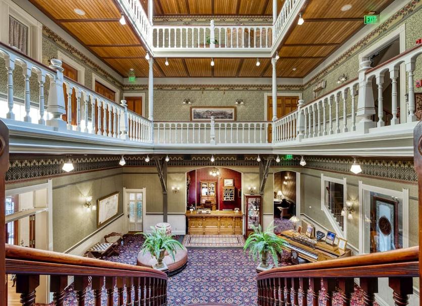 Hall Foto