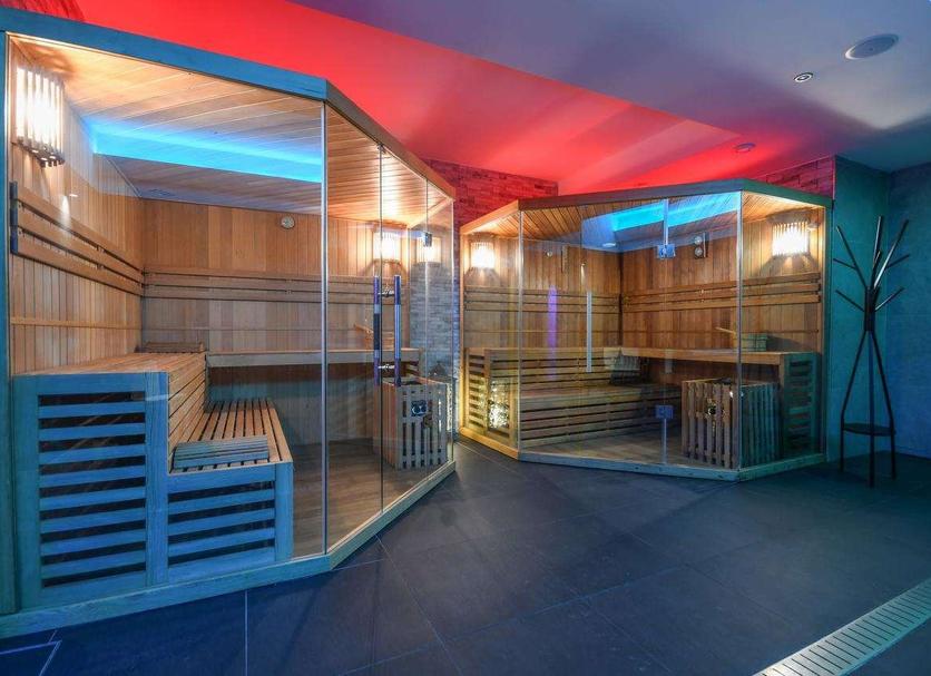 SPA Foto