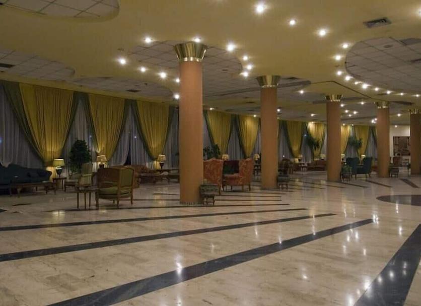 Hall Foto