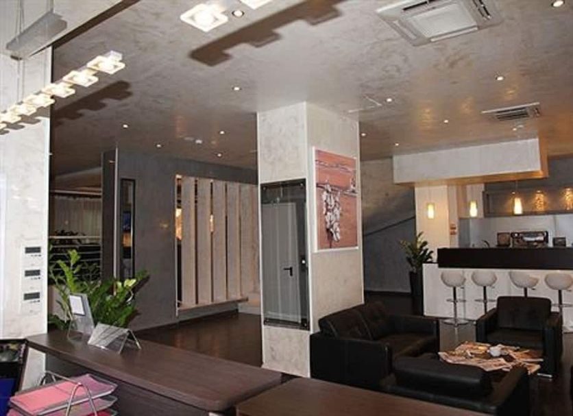 Hall Foto