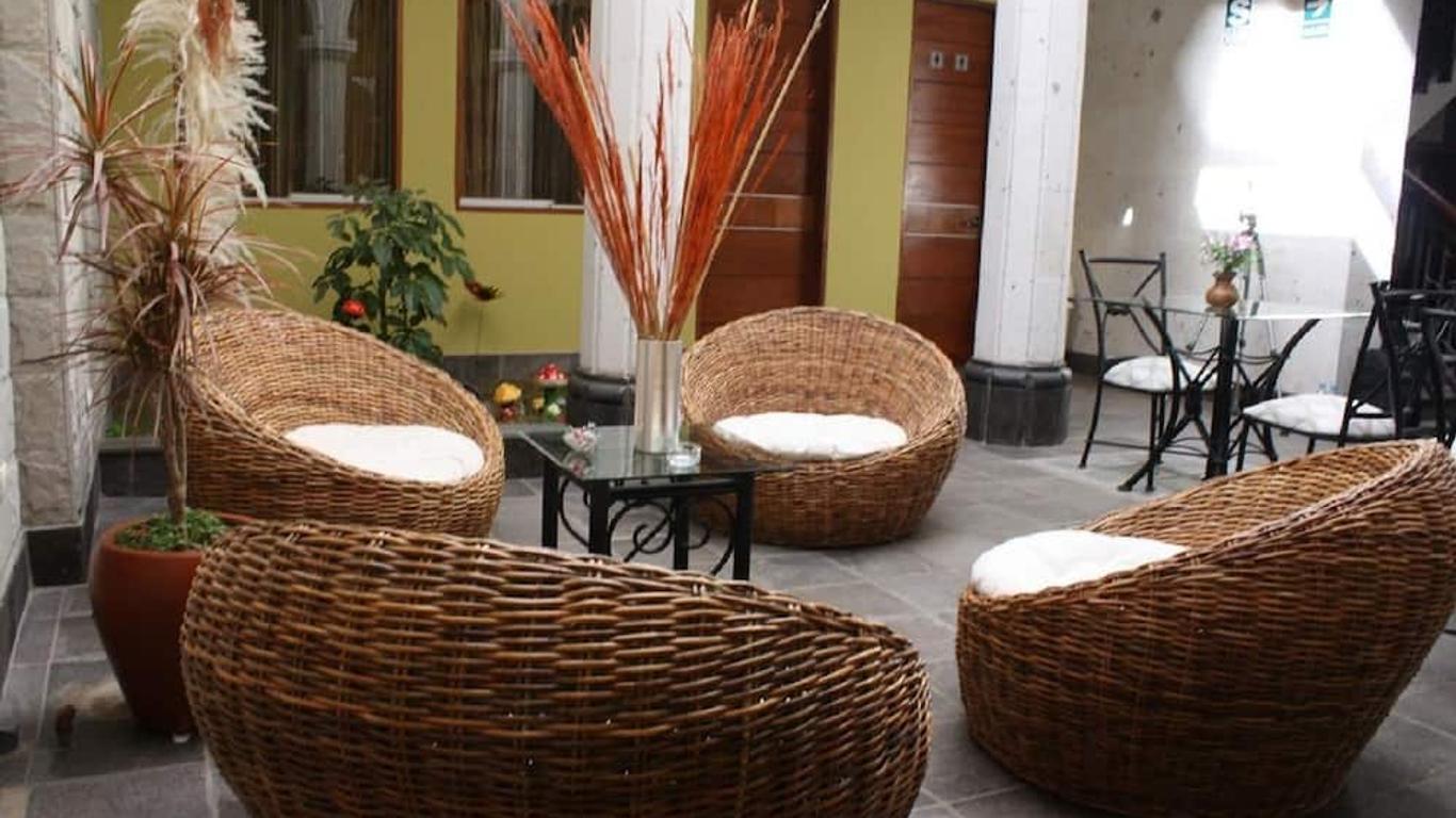 Hotel Tikary