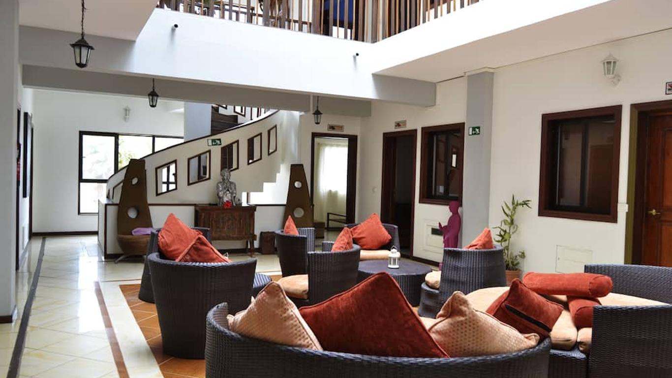 Aquamarina Suites