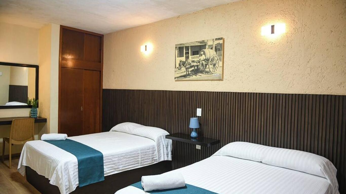 Hotel Uxulkah