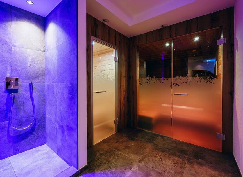 SPA Foto