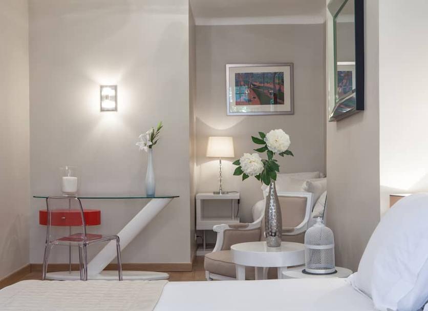 Comodidade do quarto Foto