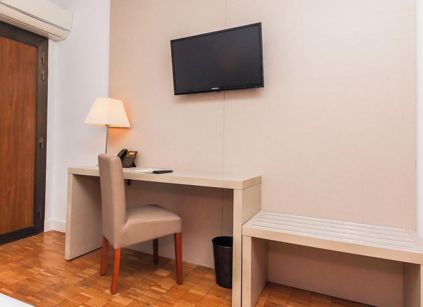 Comodidade do quarto Foto