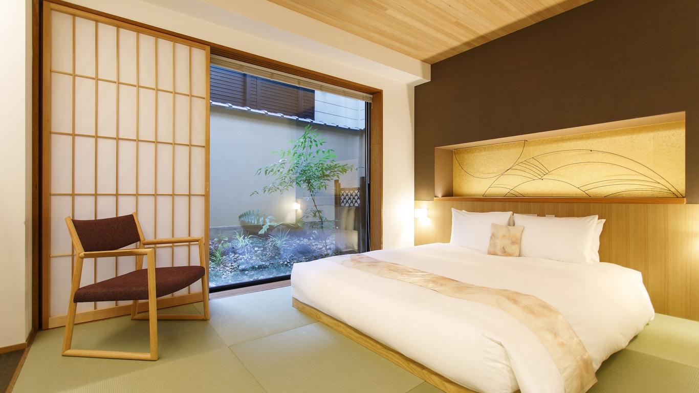 Gion Misen Furumonzen