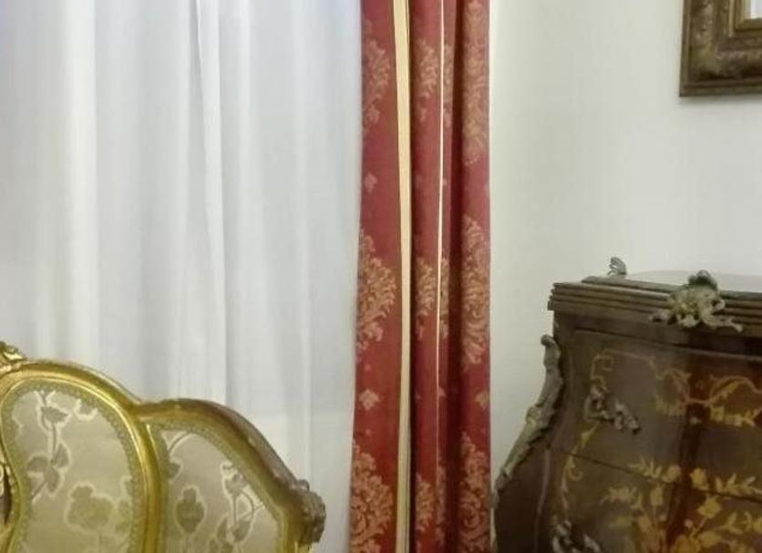 Comodidade do quarto Foto