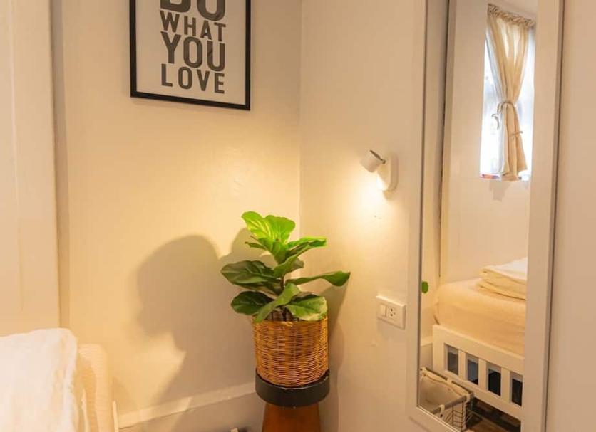 Comodidade do quarto Foto