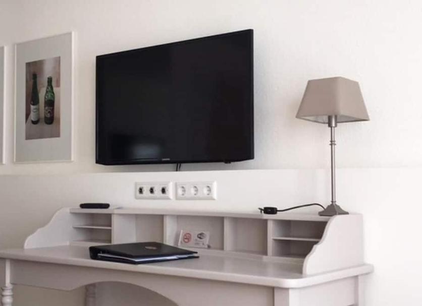 Comodidade do quarto Foto