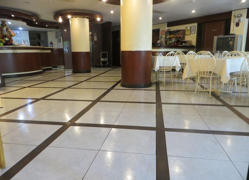 Hall Foto