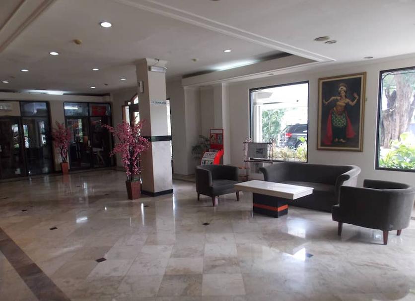 Hall Foto