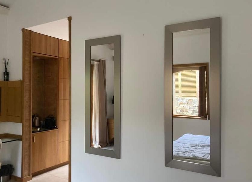Comodidade do quarto Foto