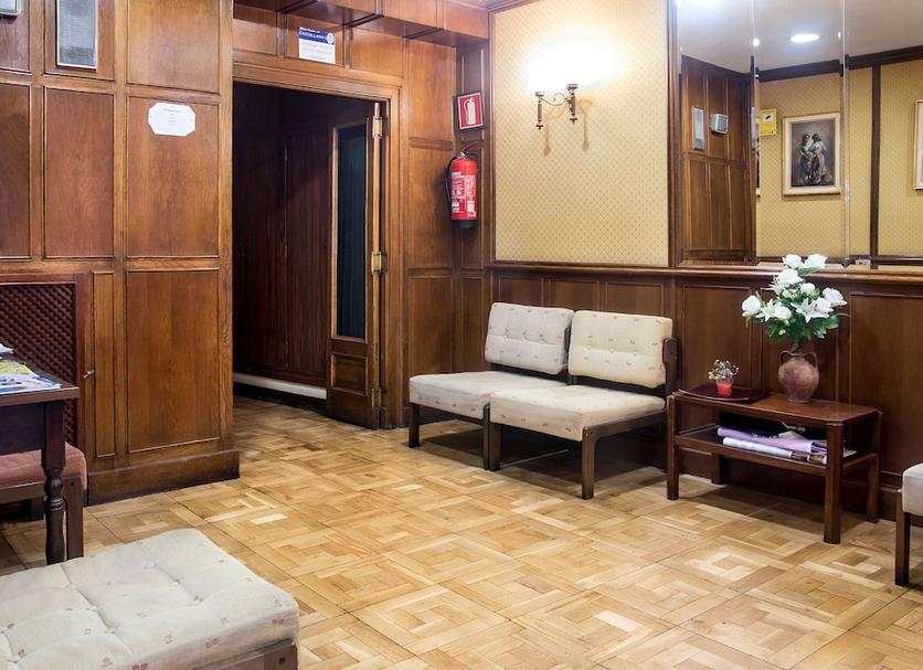 Hall Foto