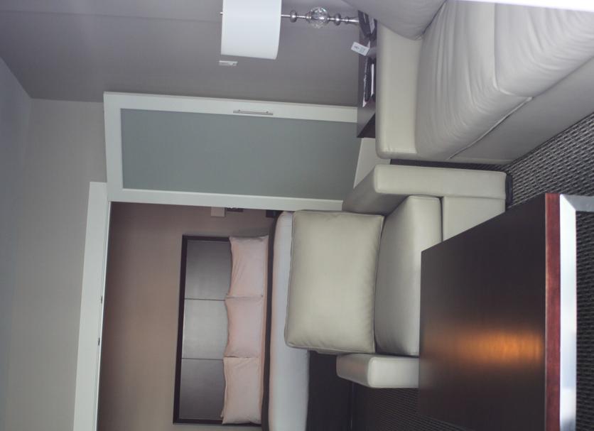 Comodidade do quarto Foto