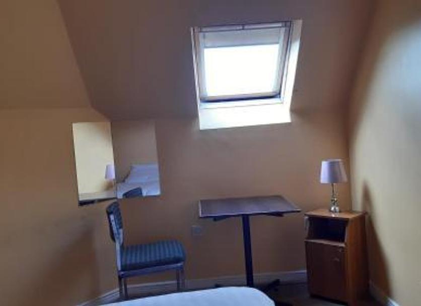 Comodidade do quarto Foto