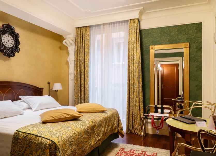 Quarto Foto