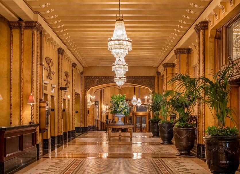 Hall Foto