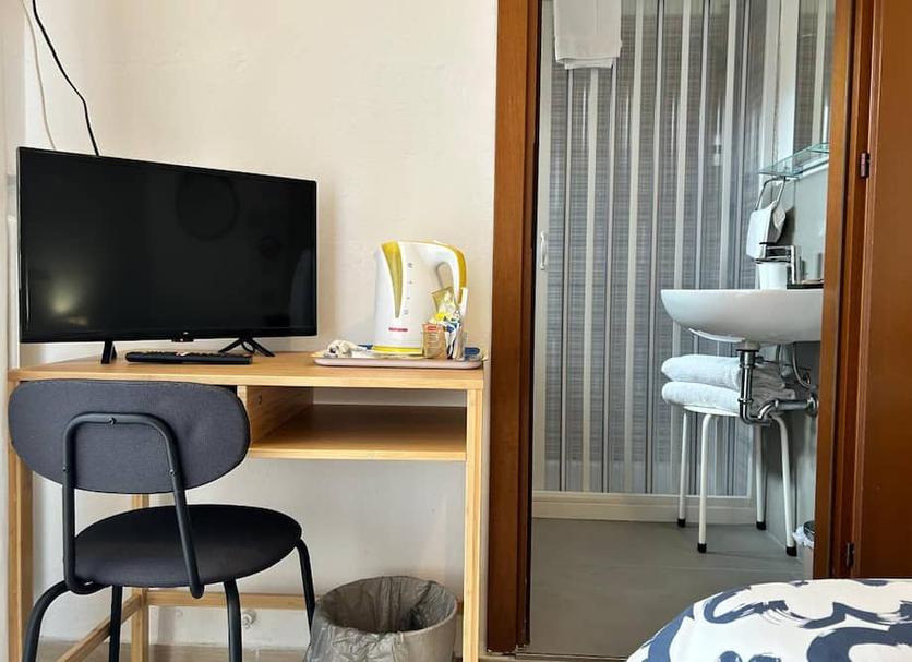 Comodidade do quarto Foto