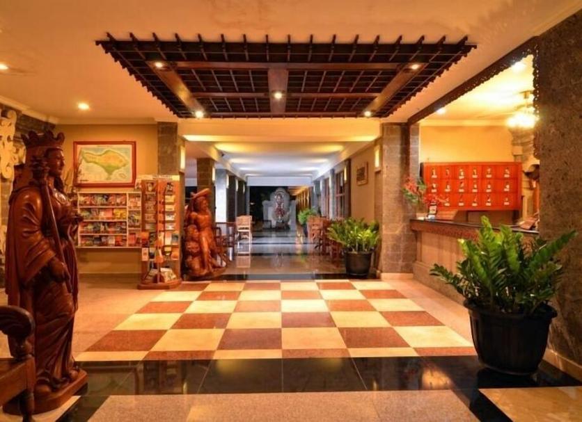 Hall Foto