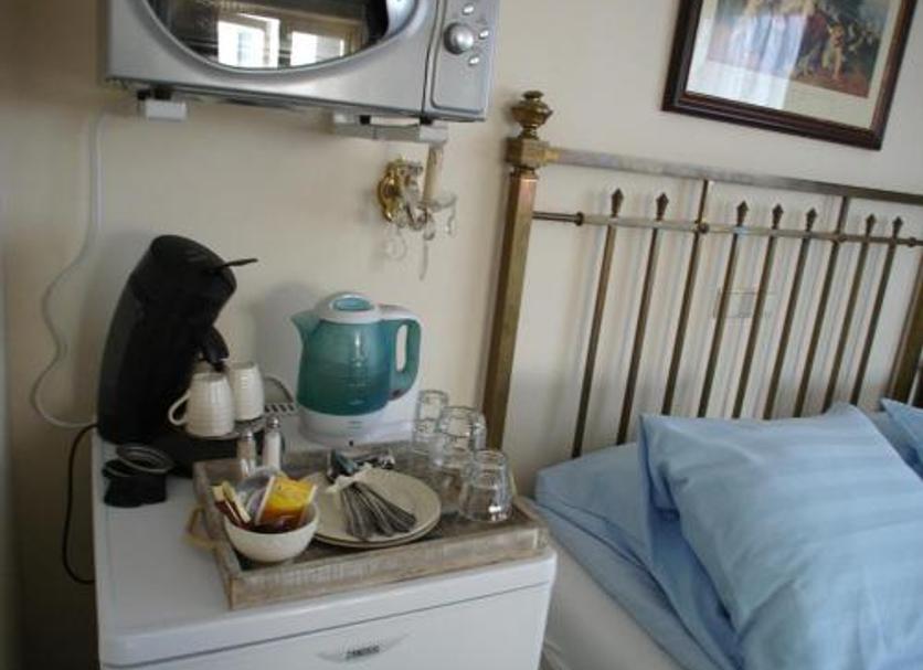 Comodidade do quarto Foto