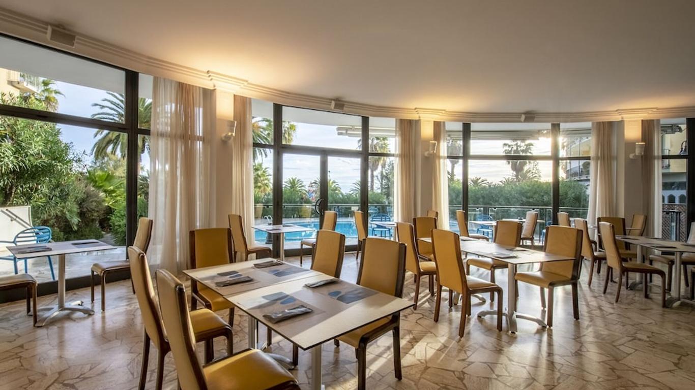 Hotel International