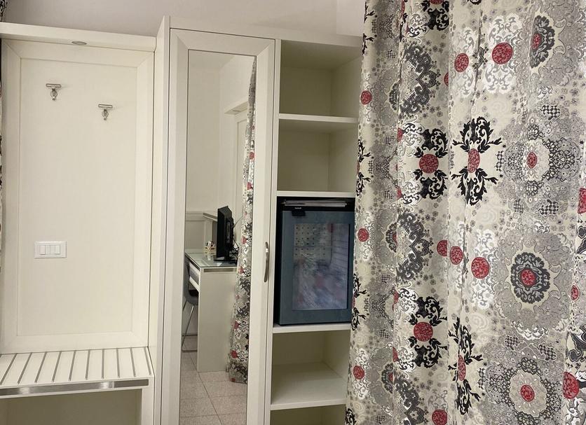 Comodidade do quarto Foto