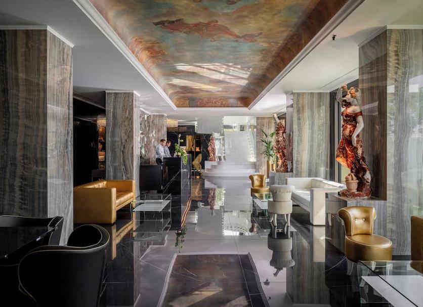 Hall Foto