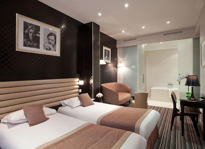 Quarto Foto