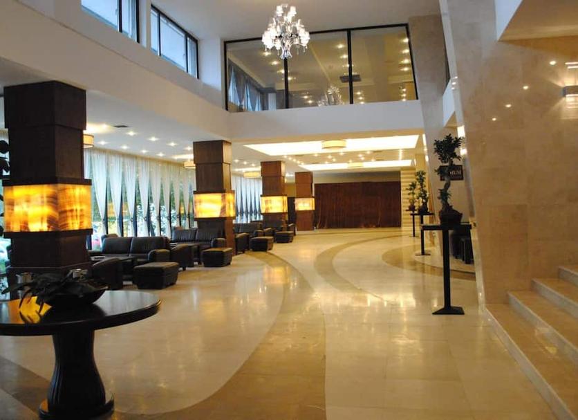 Hall Foto