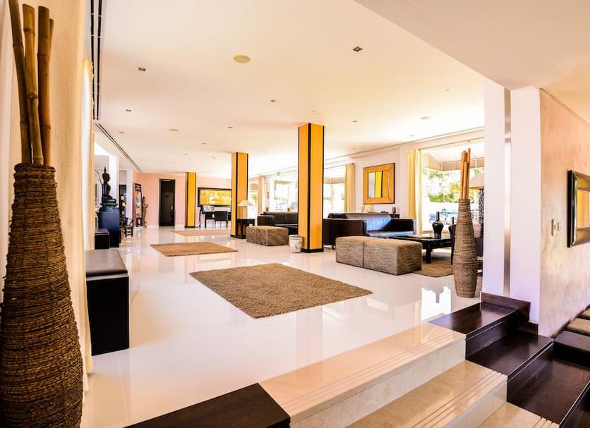 Hall Foto
