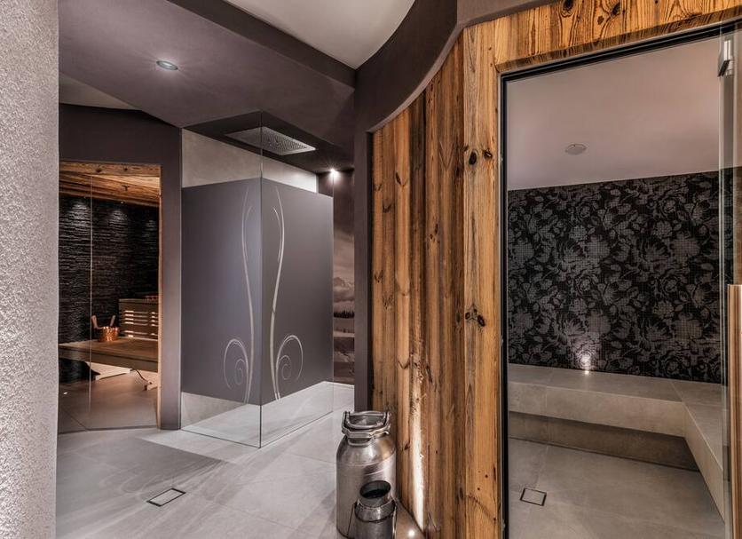 SPA Foto