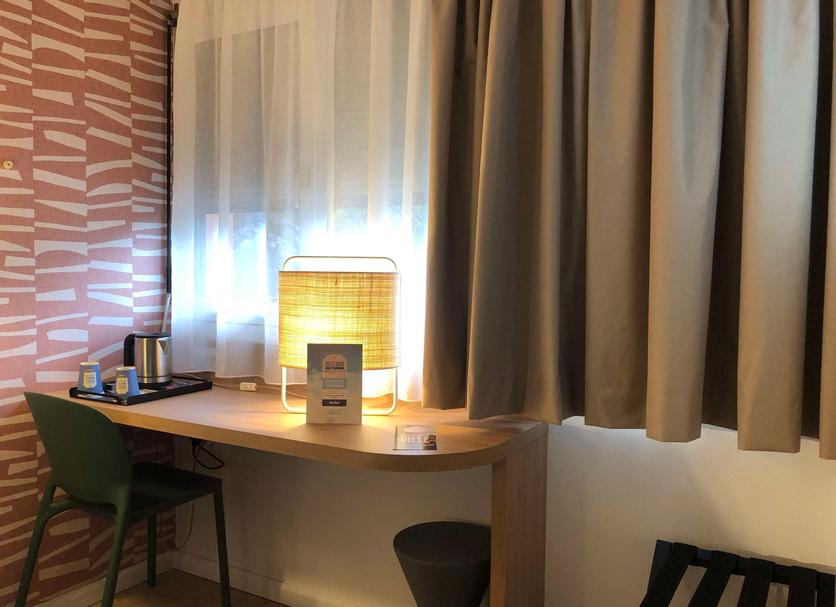Comodidade do quarto Foto