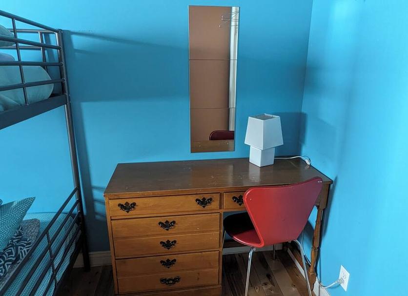 Comodidade do quarto Foto