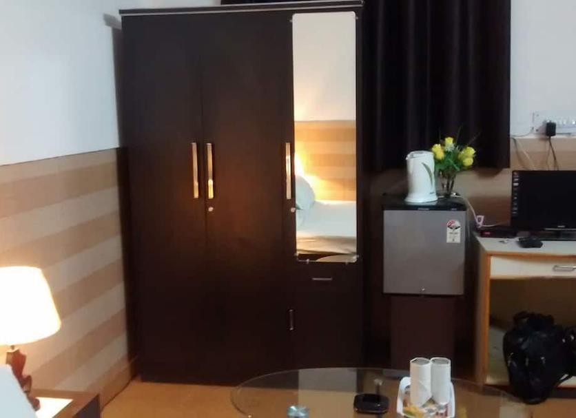 Comodidade do quarto Foto