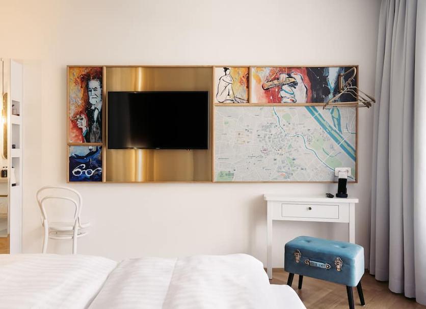 Comodidade do quarto Foto