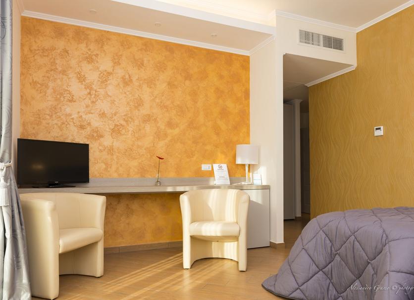 Comodidade do quarto Foto
