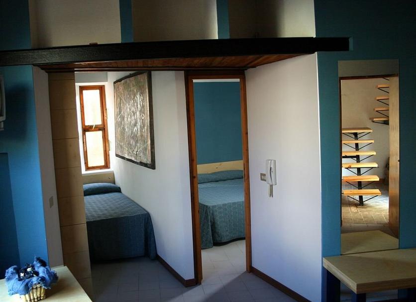 Comodidade do quarto Foto