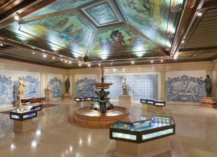 Hall Foto