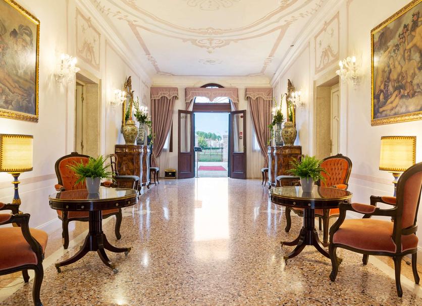 Hall Foto
