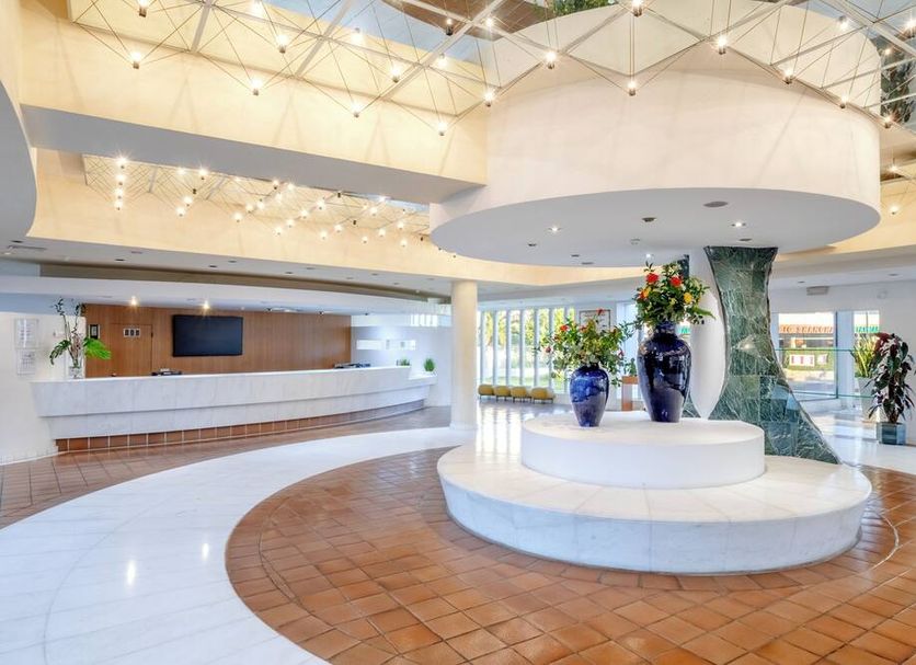 Hall Foto